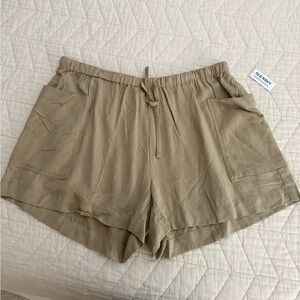 NWT Old Navy Playa shorts